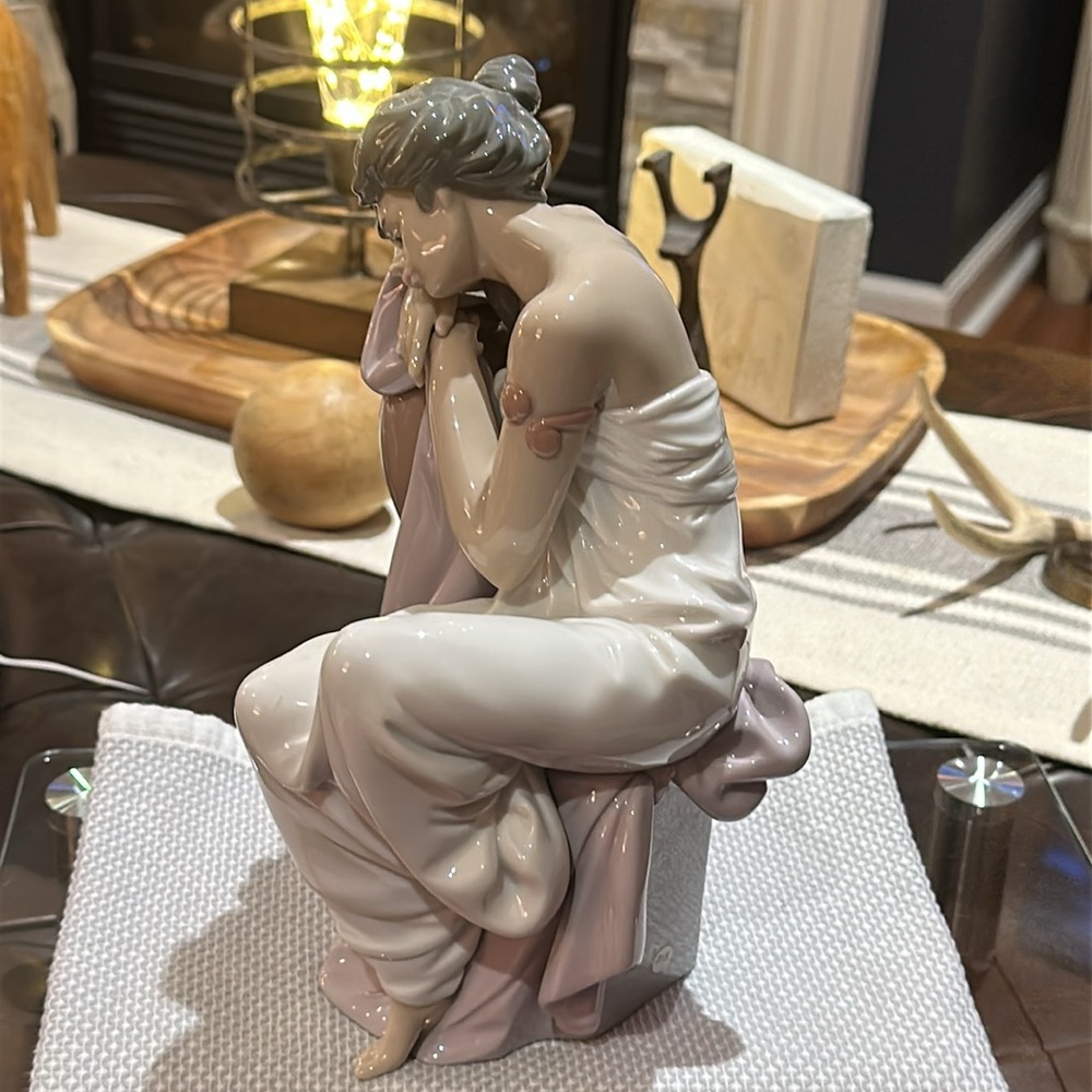 LLADRO Lost in Dreams Figurine #06313 Retired 2005. Unboxed, PRISTINE